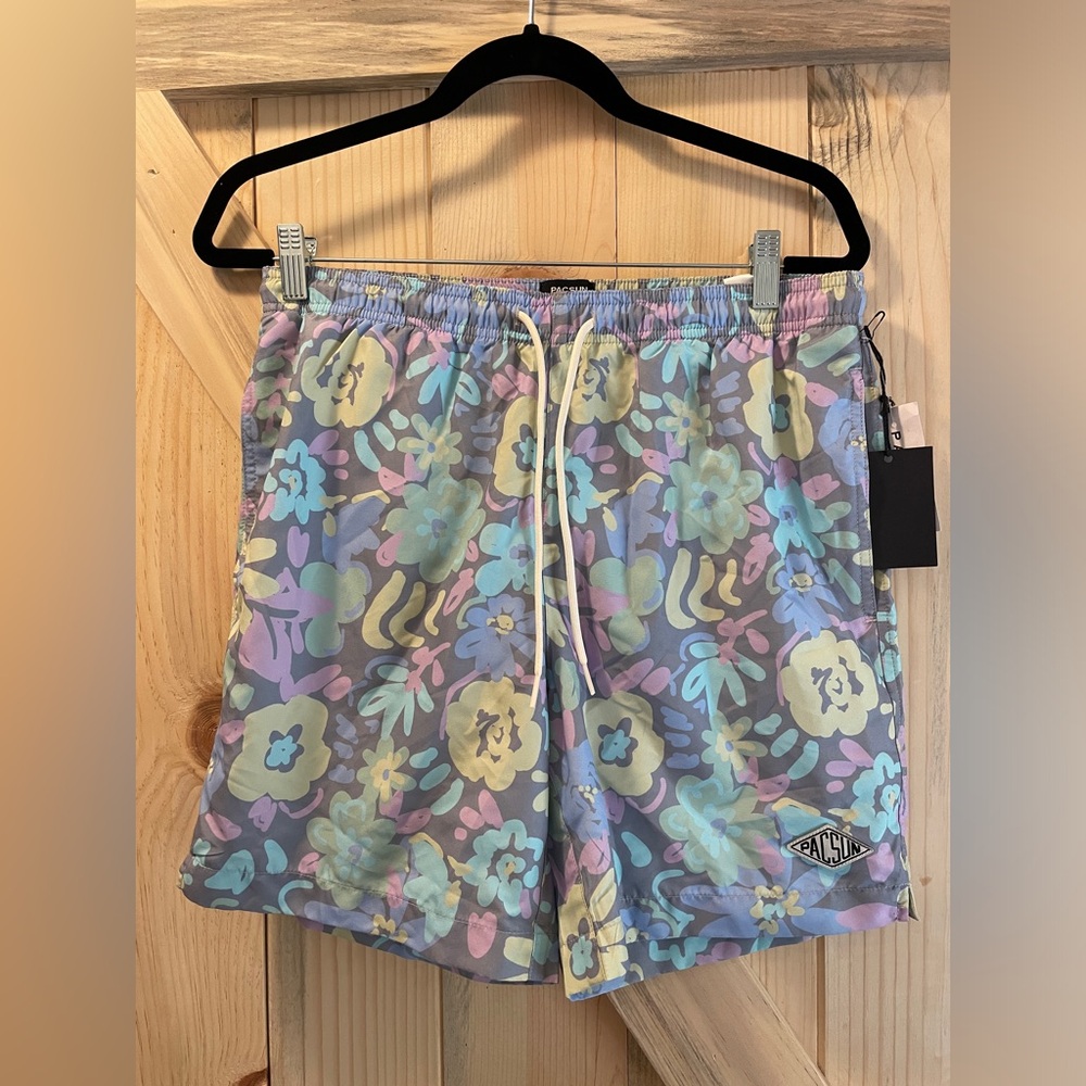 Men’s small graphic swim trunks
